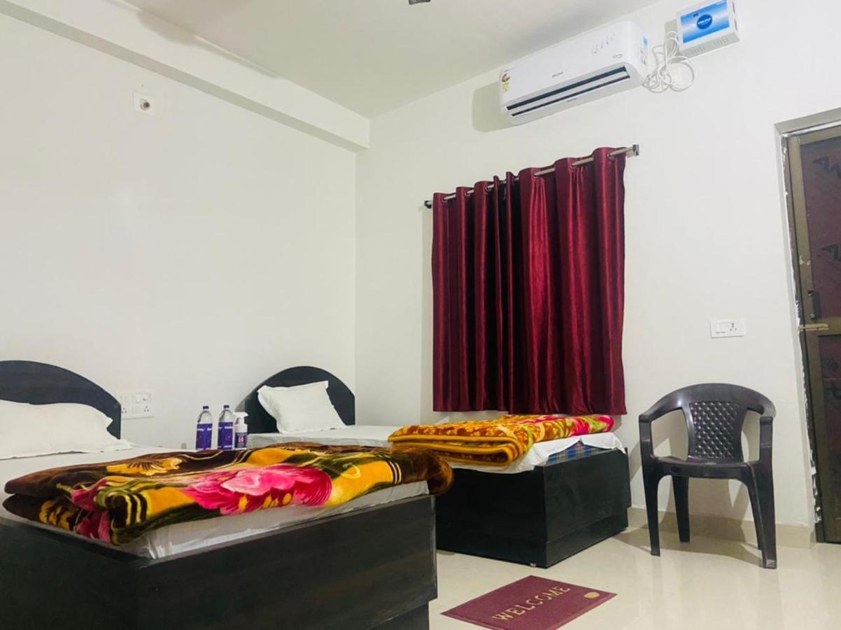 Gaurav Guest House Бодх-Гая Экстерьер фото