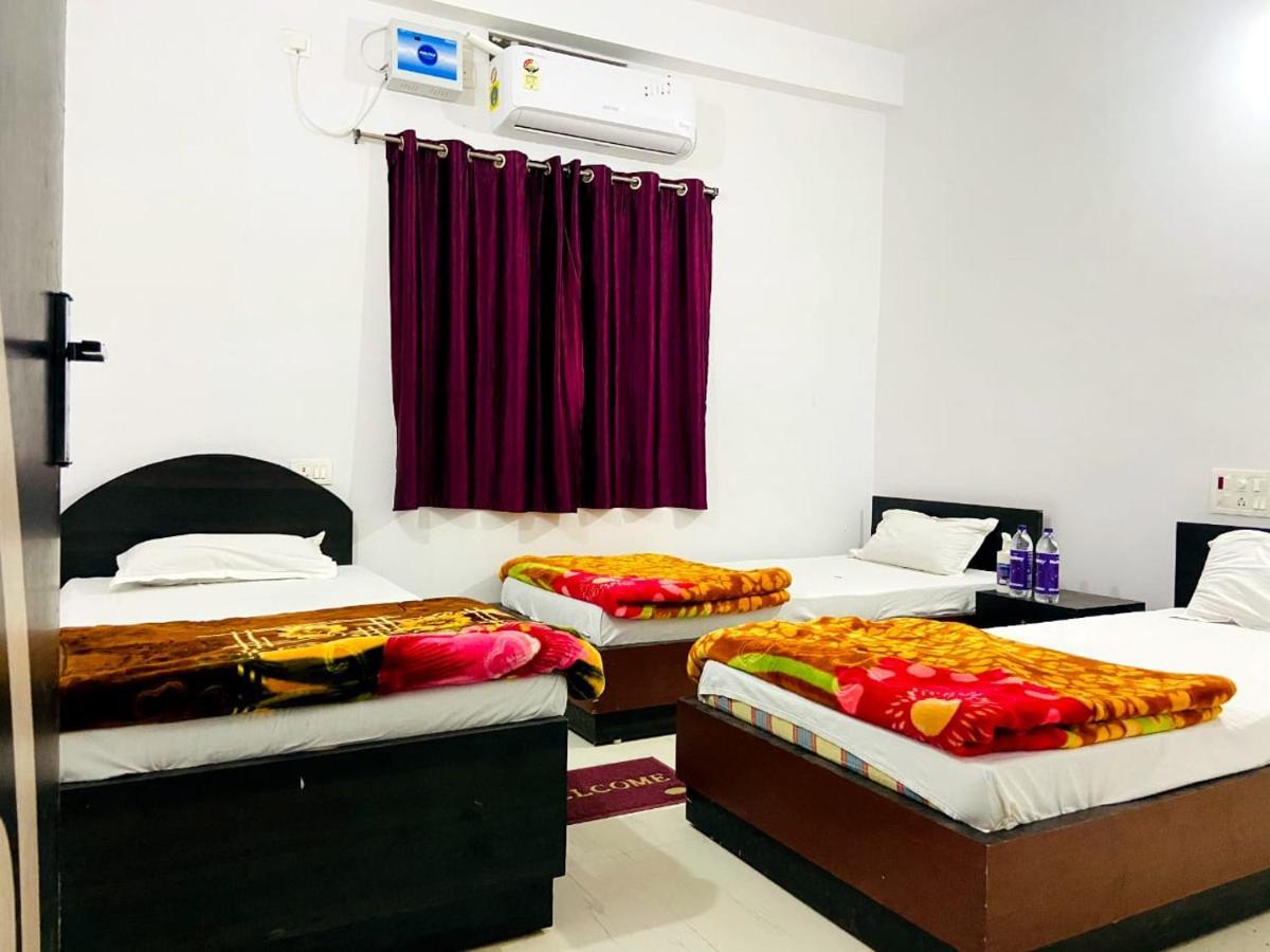 Gaurav Guest House Бодх-Гая Экстерьер фото