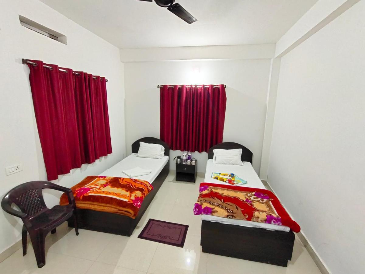 Gaurav Guest House Бодх-Гая Экстерьер фото