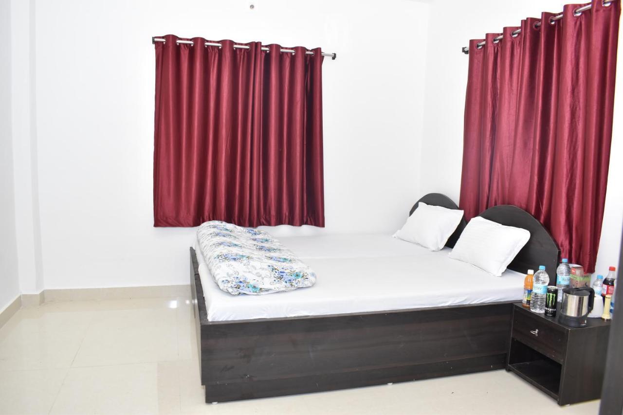 Gaurav Guest House Бодх-Гая Экстерьер фото